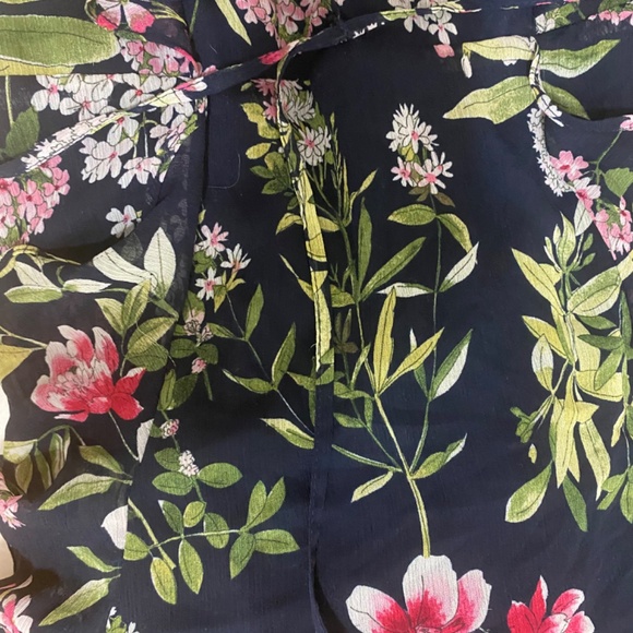 Tommy Hilfiger Dress Size 2 - Practically New Worn 2-3 Times - Picture 2 of 7